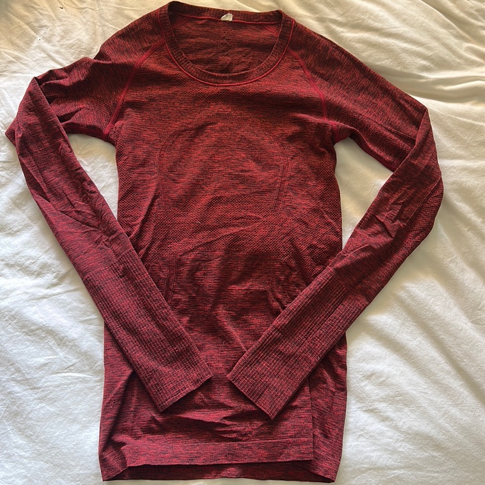 Lululemon Women’s Swiftly Tech Longsleeve T